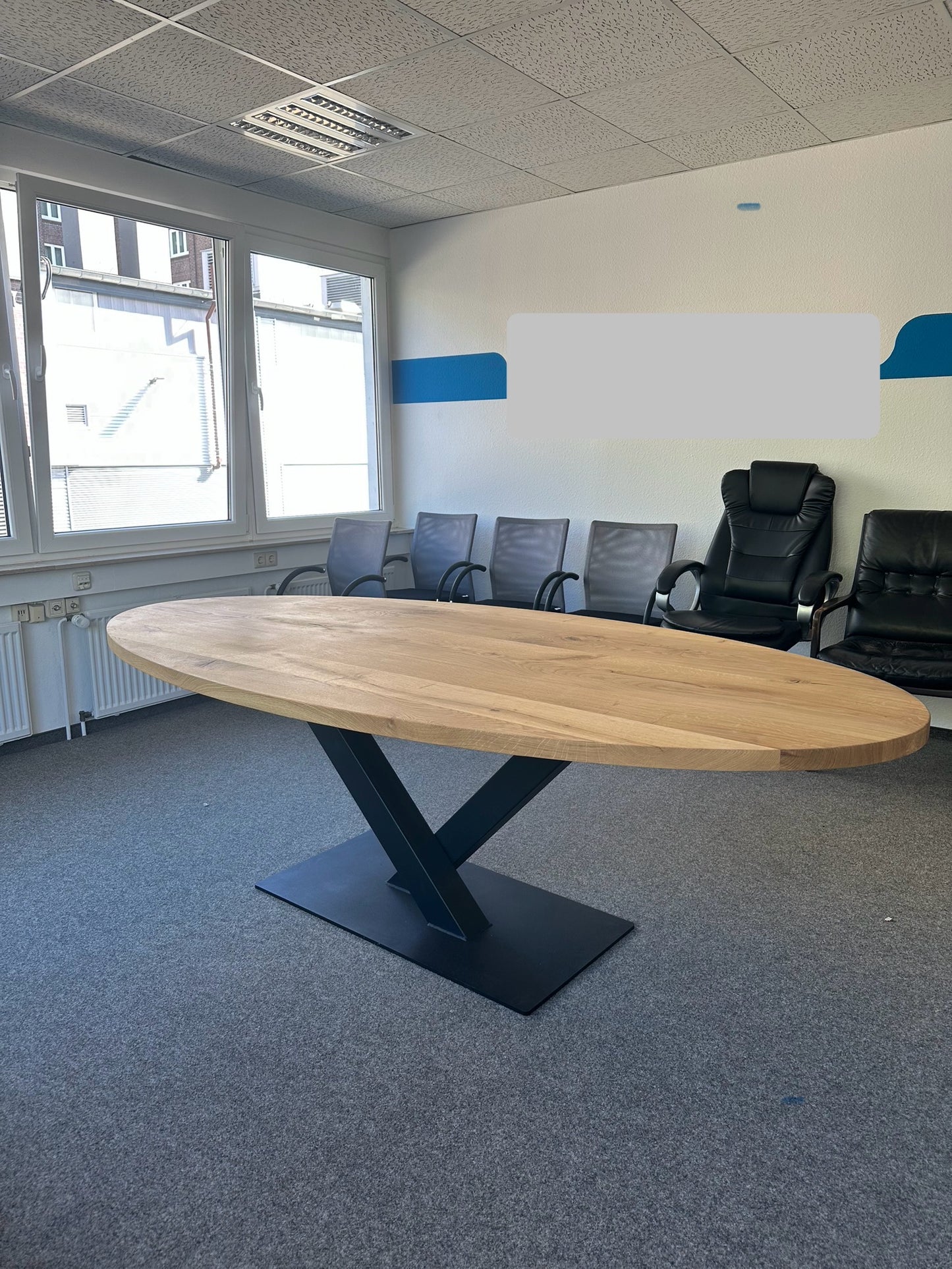 Tisch Eiche Oval 240x120cm Gerade Kante mit V Gestell|Bürotisch / Besprechungstisch