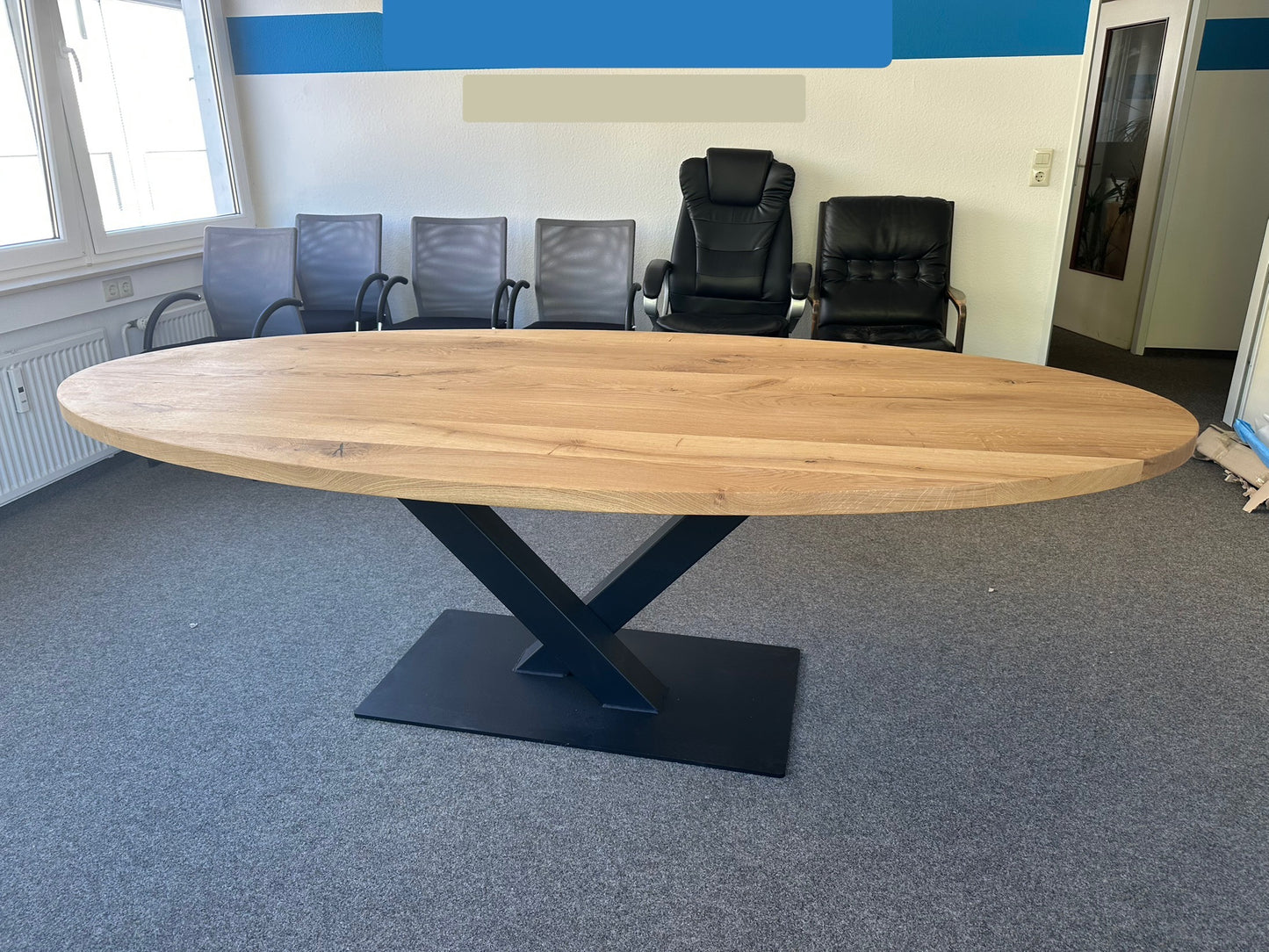 Tisch Eiche Oval 240x120cm Gerade Kante mit V Gestell|Bürotisch / Besprechungstisch