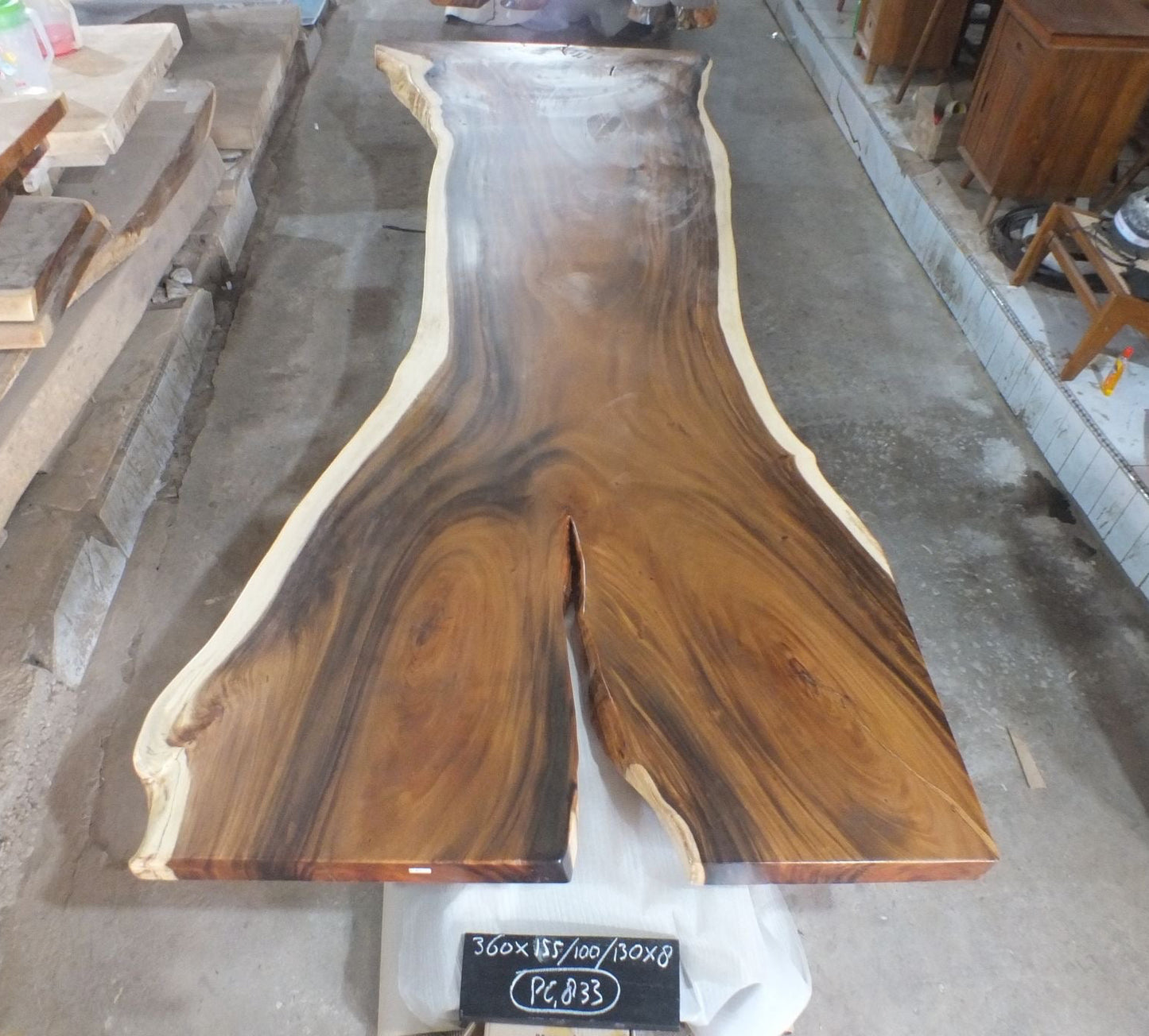Suar Tischplatte 360 × 155 × 100 × 130 × 8 cm – Massivholz Baumkante aus einem Stück