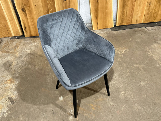 Armlehnestuhl „Köln“ | Samtstof in Grau