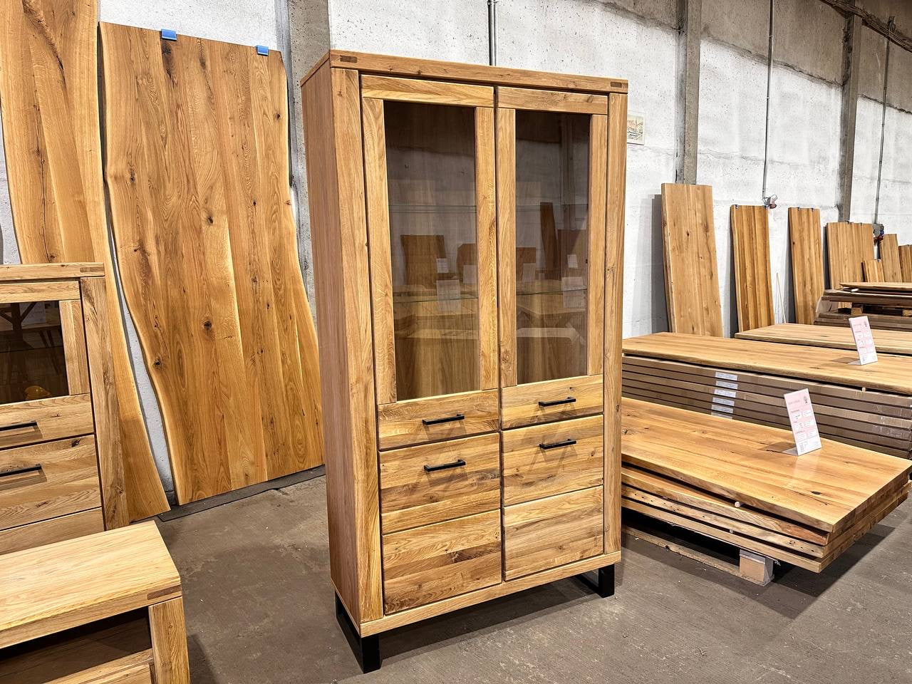 Doppel-Vitrine Schrank aus Eiche Soft Close | Eichenschrank | Front Massivholz