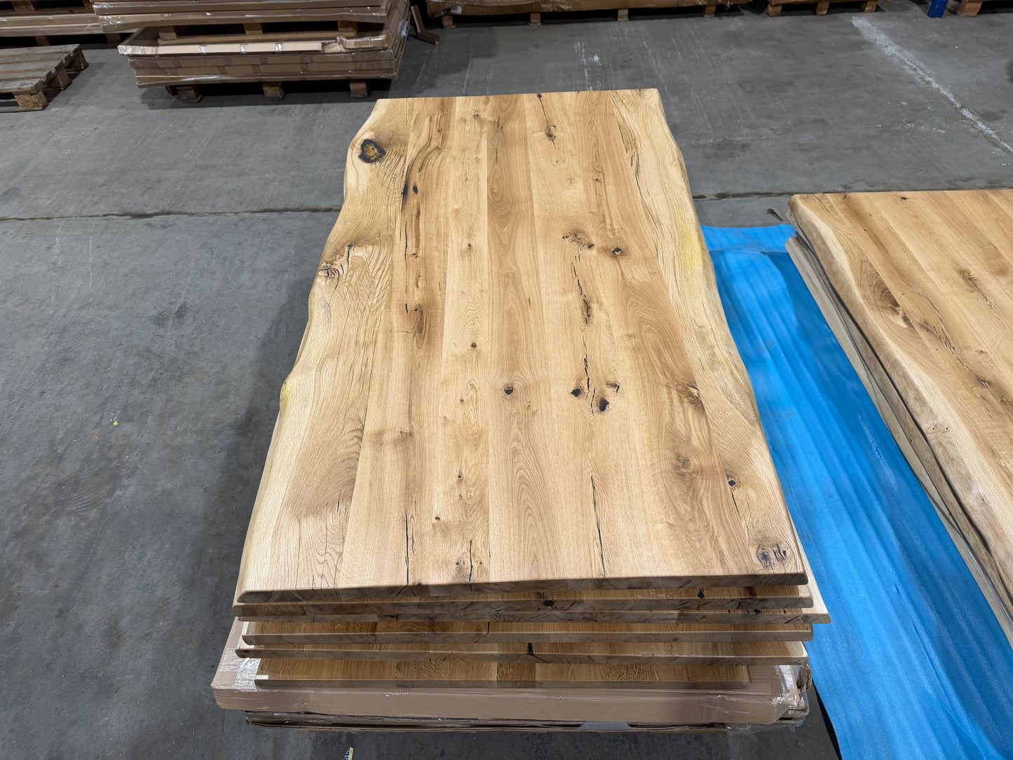 Massive Eichenholz-Tischplatte 200 × 100 cm – 4 cm – Naturkante – Geölt – Sofort verfügbar