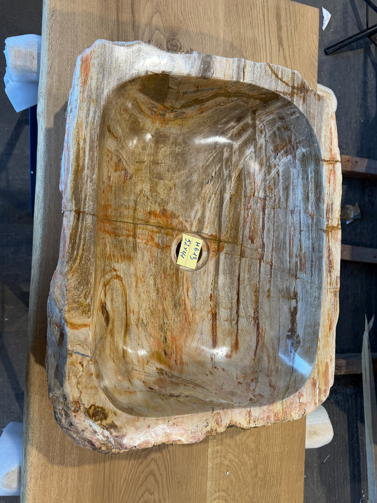 50-55cm Waschbecken aus versteinertem Holz – Ein Kunstwerk der Natur seit Millionen von Jahren