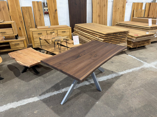 Nussbaum Tisch 160x90 | 4cm dicke | Laciert | Baumkante