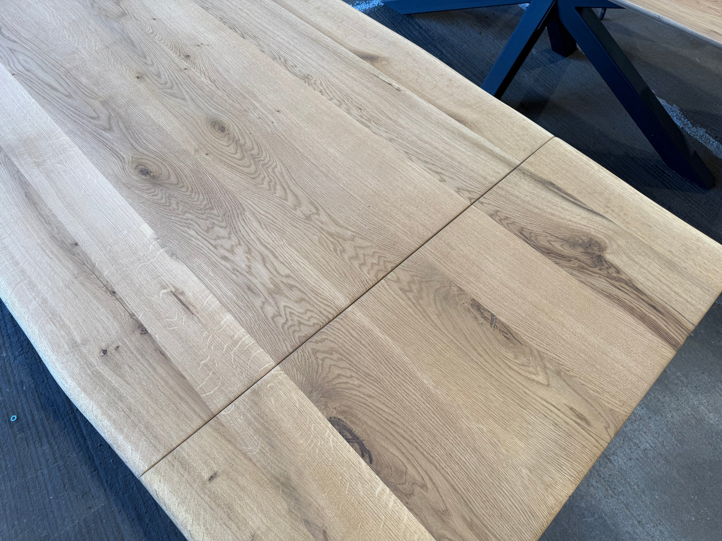 Eichentisch Ausziehbar 160 bis 240cm | Massivholz Esstisch mit Ansteckplatten