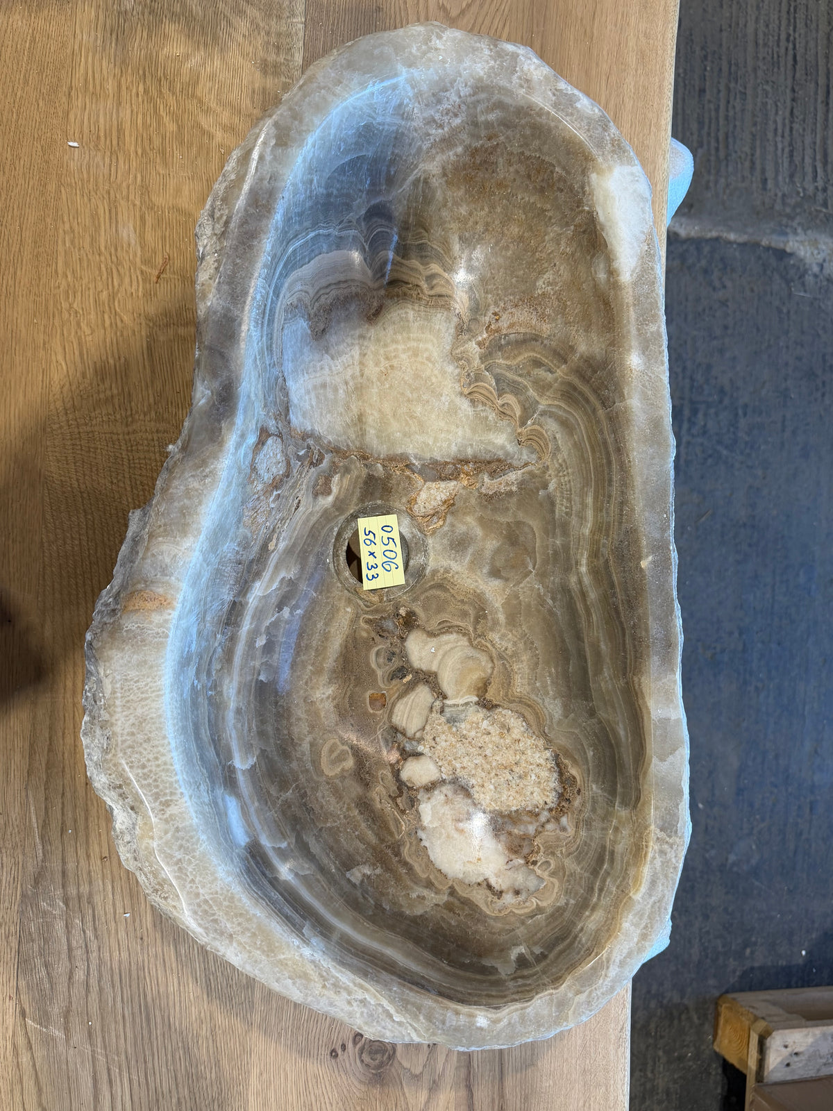 55-65cm Waschbecken aus Onyx – Ein echtes Unikat