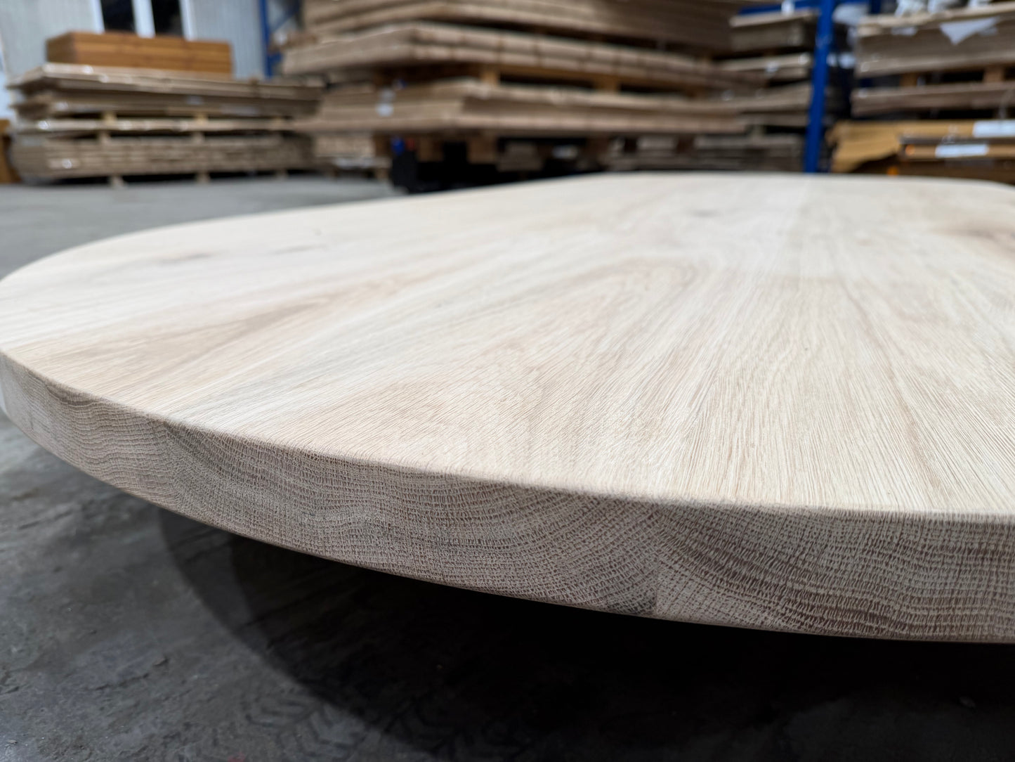 Massive Eichen-Tischplatte „Aurora“ – 300 × 120 cm – 4 cm – Oval