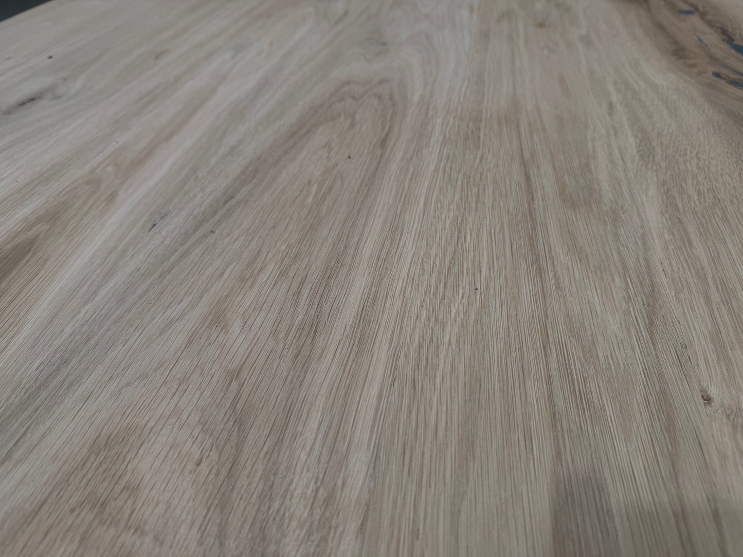 Massive Eichen-Tischplatte „Aurora“ – 300 × 120 cm – 4 cm – Oval