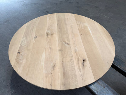 Runde Eiche Tischplatte mit Schweizer Kante – Ø 130 cm