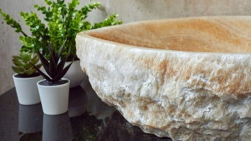 Luxuriöses Naturstein Waschbecken aus Onyx – Ein echtes Unikat