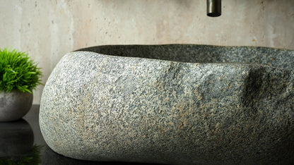 Naturstein Design Waschbecken aus Flussstein – Einzigartiges Unikat